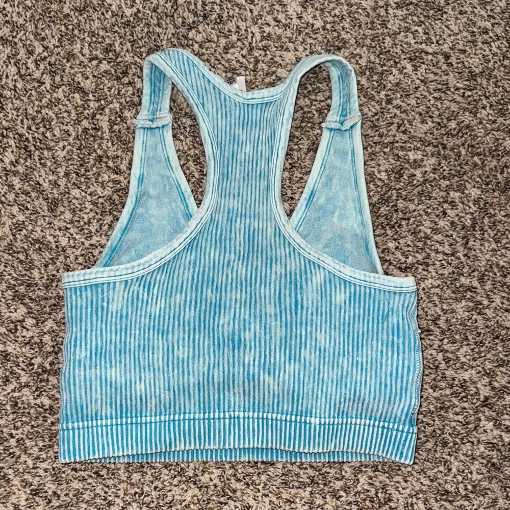 Zenana Outfitters Red and Blue Ribbed Crop Tops - Picture 3 of 5